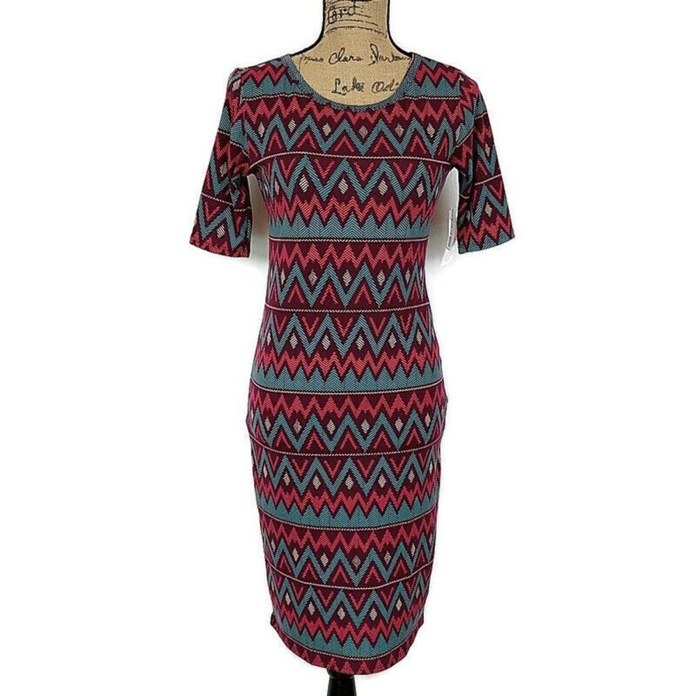 NWT LulaRoe Womens XS Julia Dress Red Chevron Midi Sheath Scoop Neck Half Sleeve